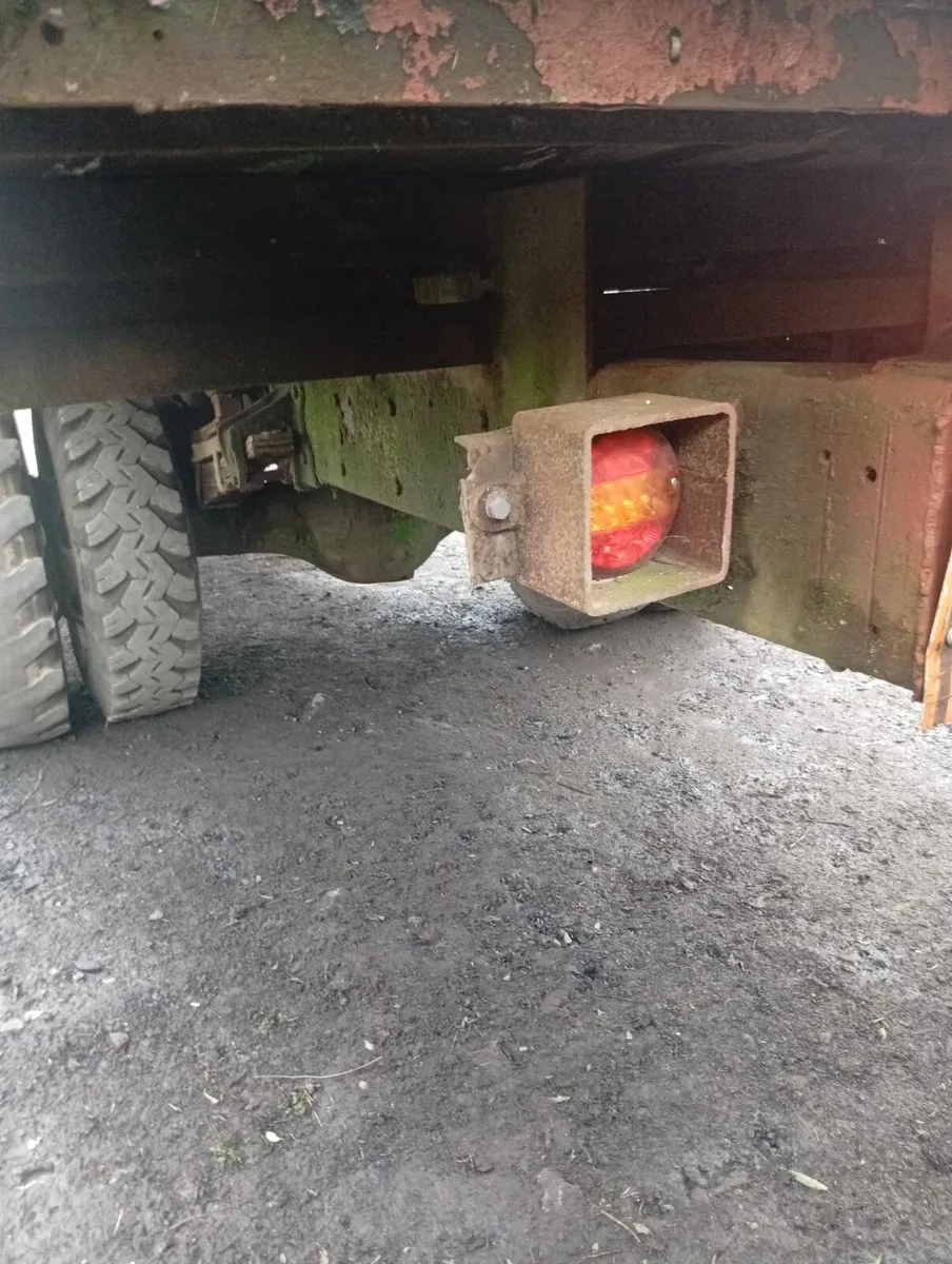 Bale trailer - Image 2