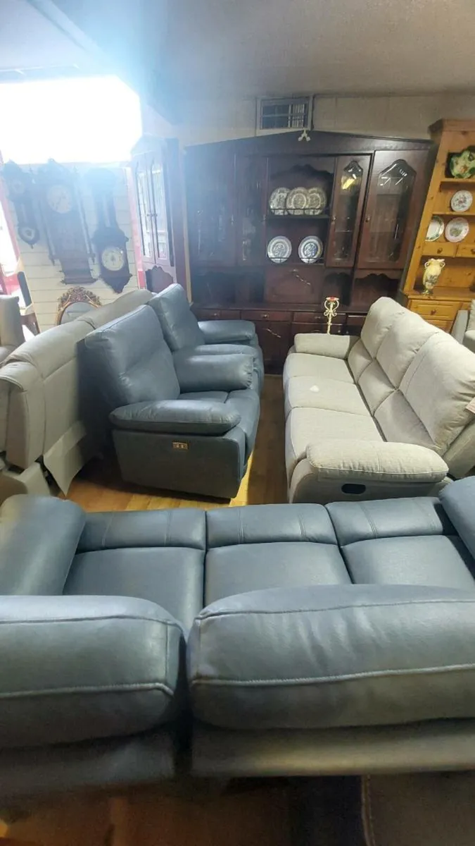 Sofa couches - Image 3