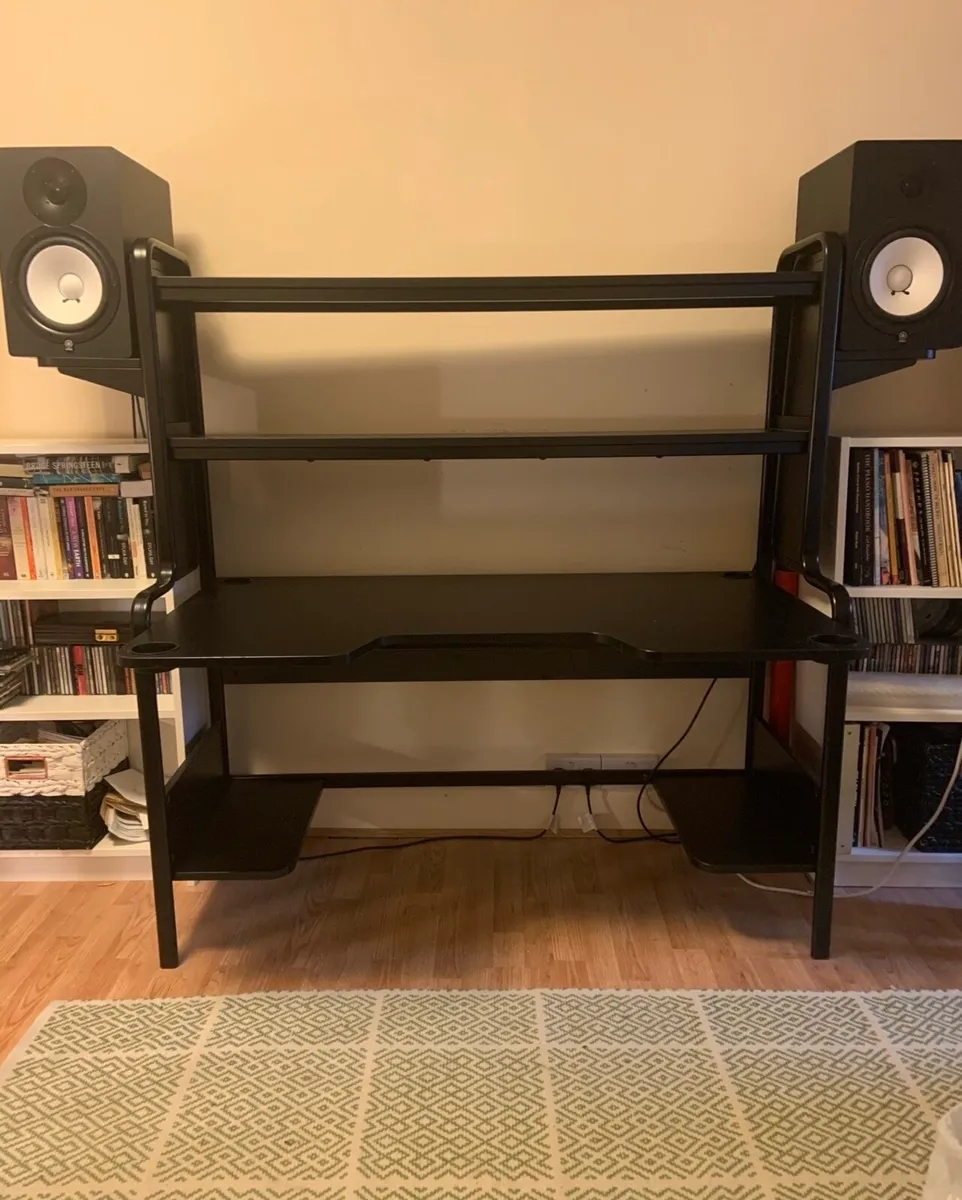 Office/Gaming Desk - Image 1