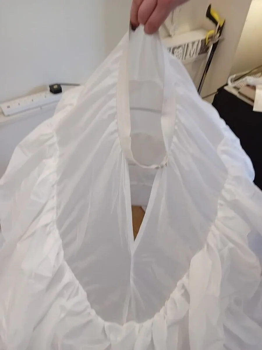 wedding dress underskirt - Image 3