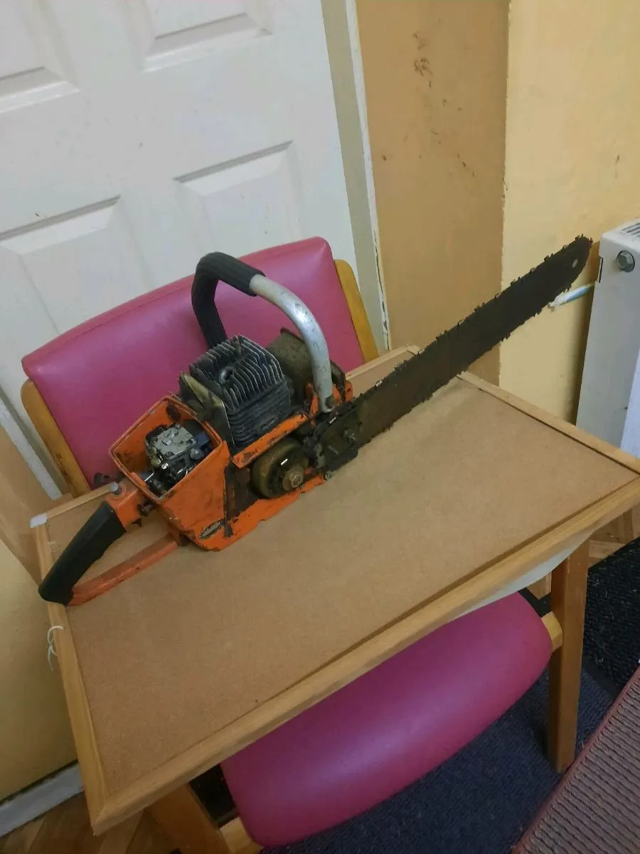 Vintage chainsaw echo 60s - Image 3