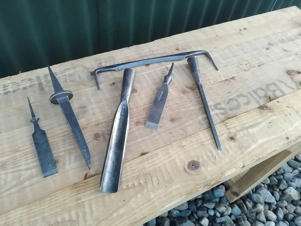 Old tools for repair. - Image 2