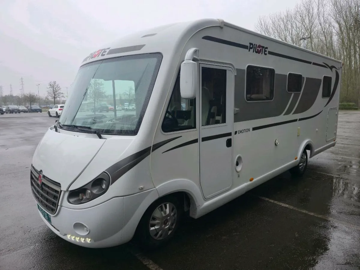 2015 PILOTE G740 EMOTION ISLAND BED 3.0D 160BHP👀 - Image 3