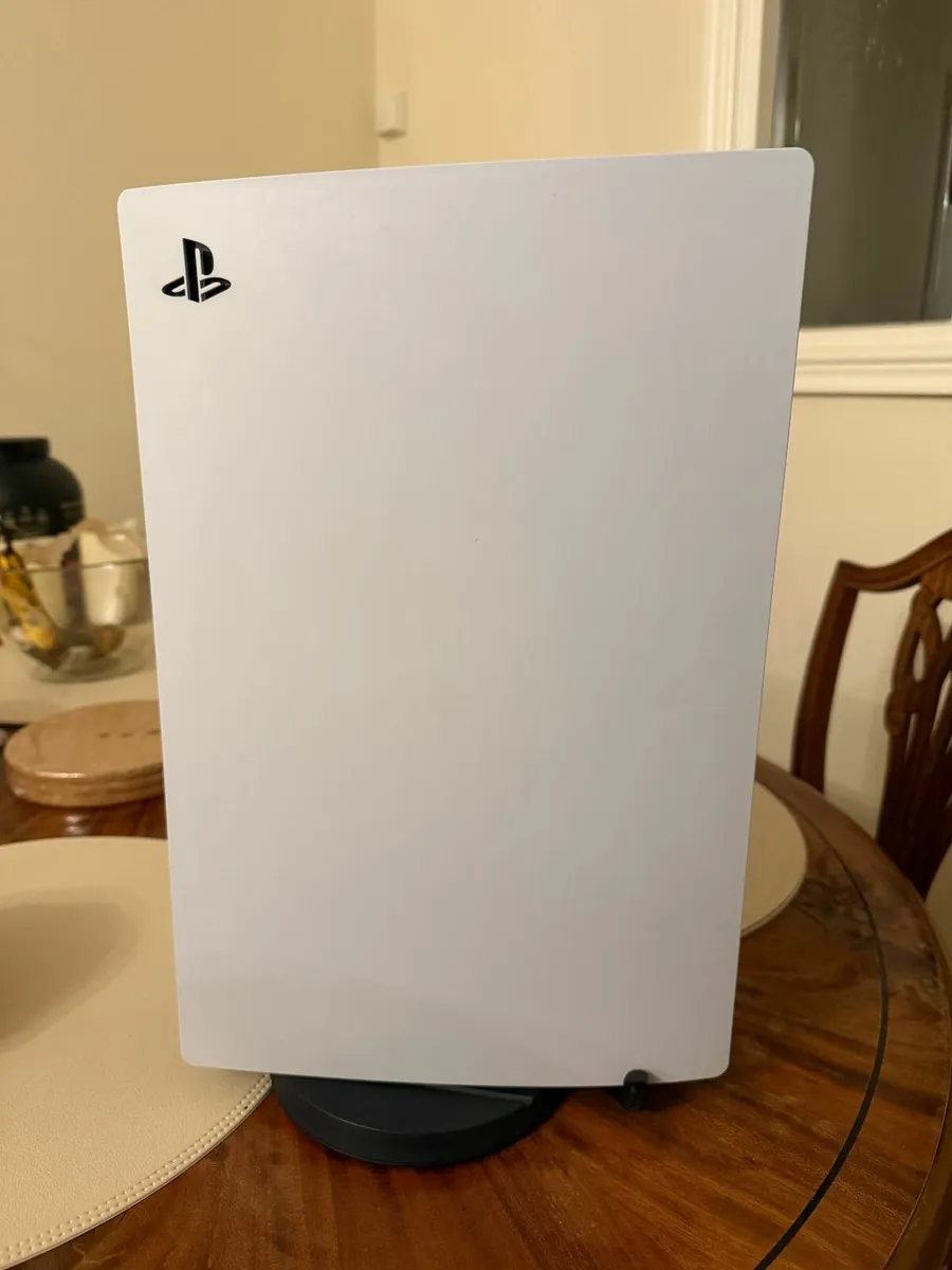 Playstation 5 Digital Edition Bundle - Image 1