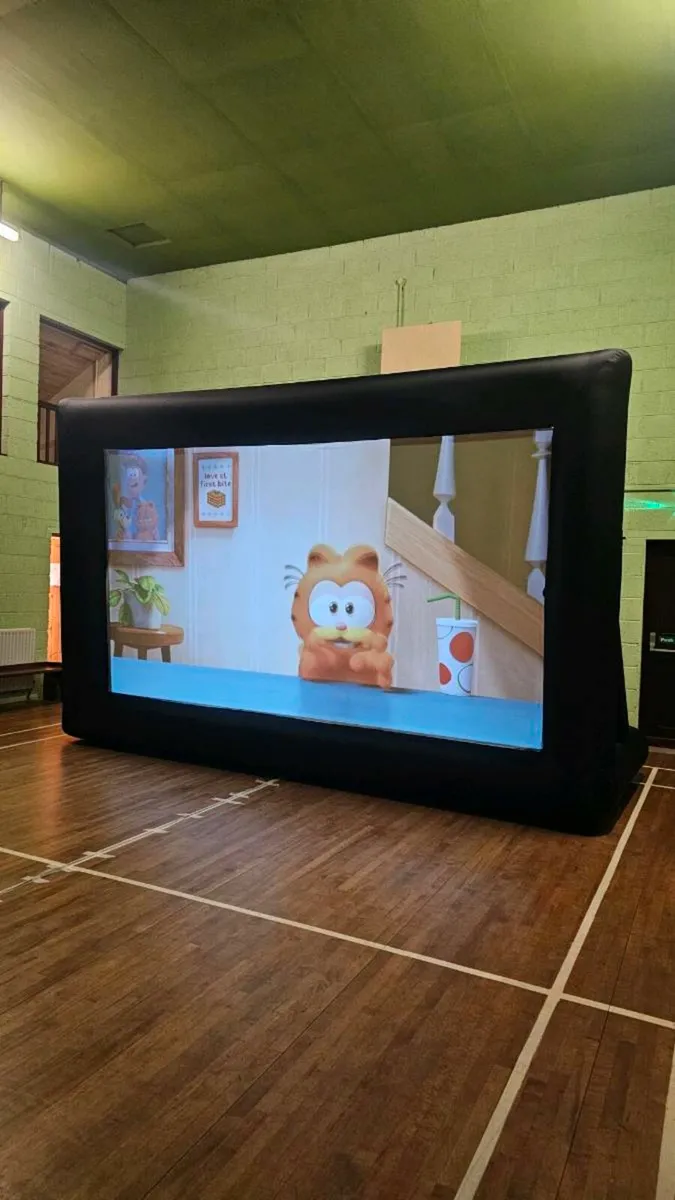 20ft Inflatable Screen - Image 1