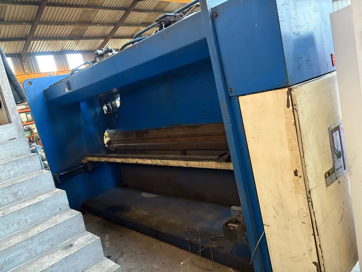 HACO PRESS BRAKE 135t - Image 2