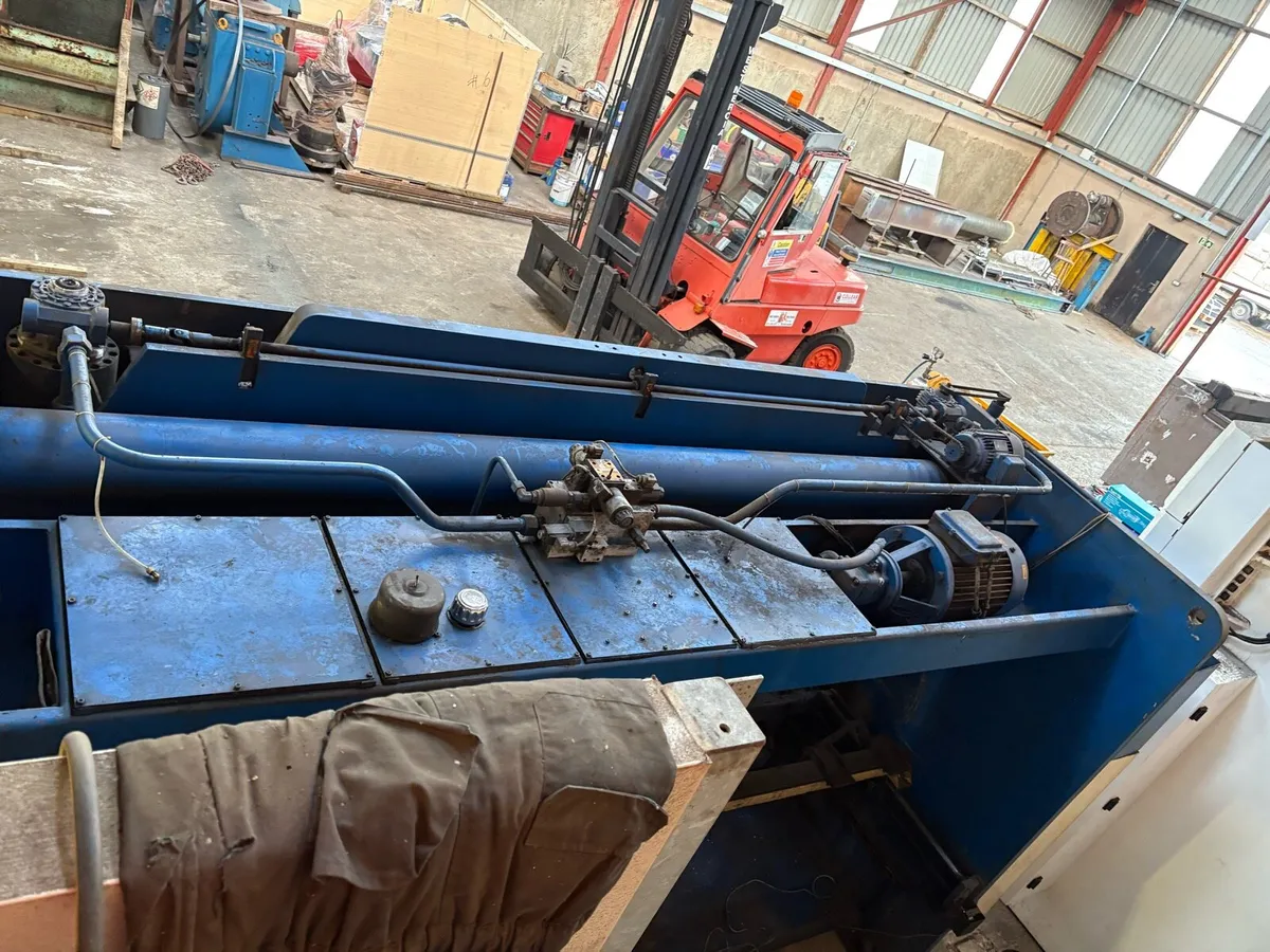 HACO PRESS BRAKE 135t - Image 4