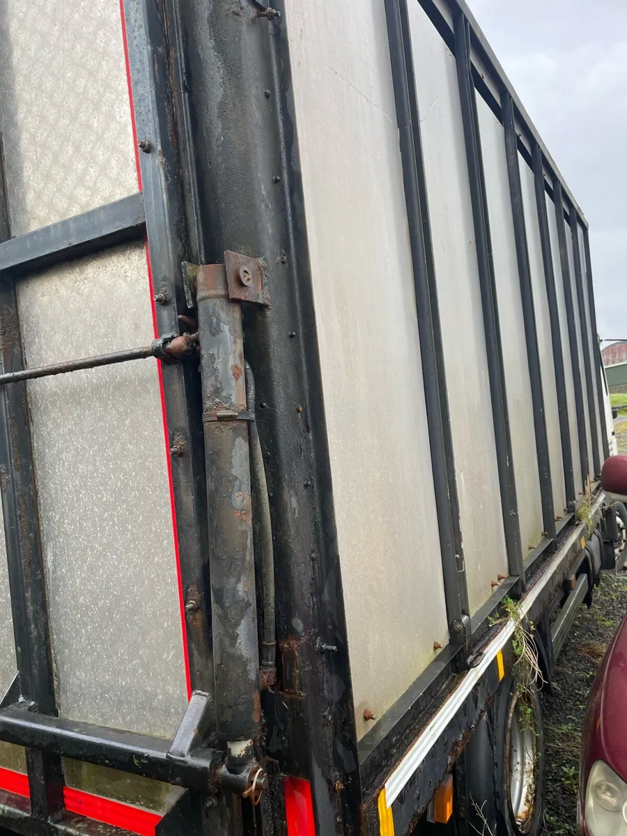 Horse truck - Image 3