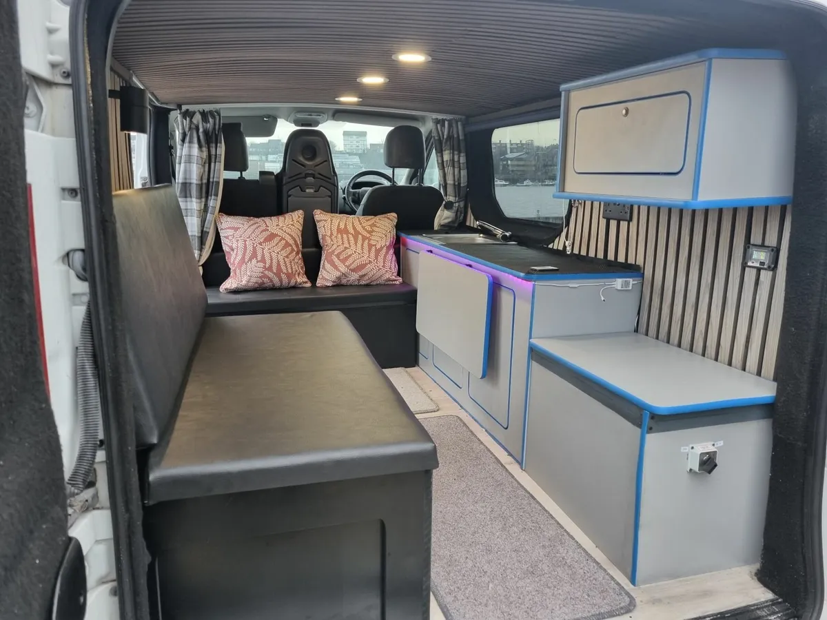 Camper day van - Image 4