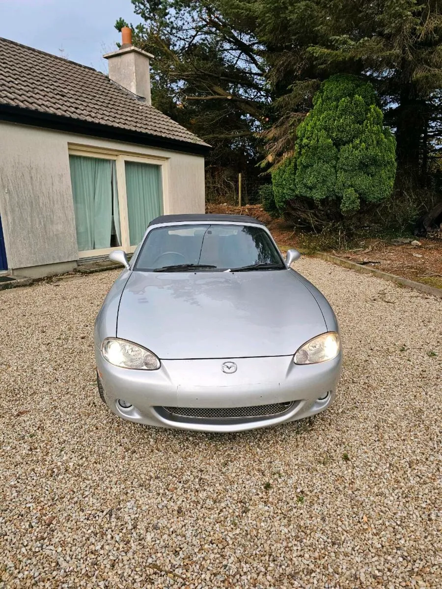 Mazda mx5 mk2.5 breaking - Image 2