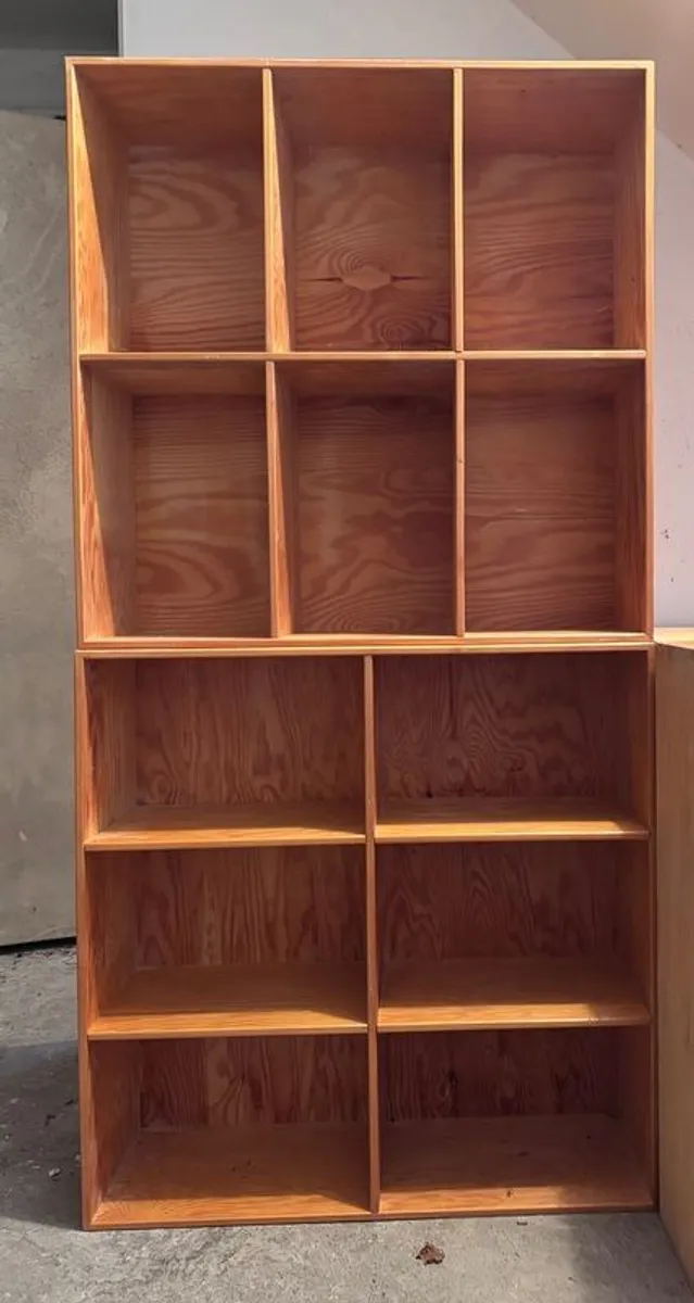 Solid wood shelves - Image 3