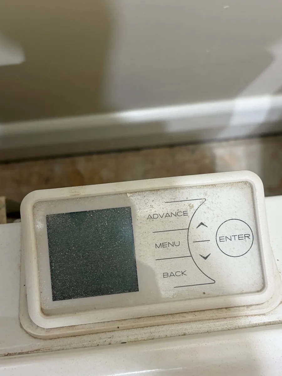 3no. Dimplex Panel Heaters For Sale - Image 3