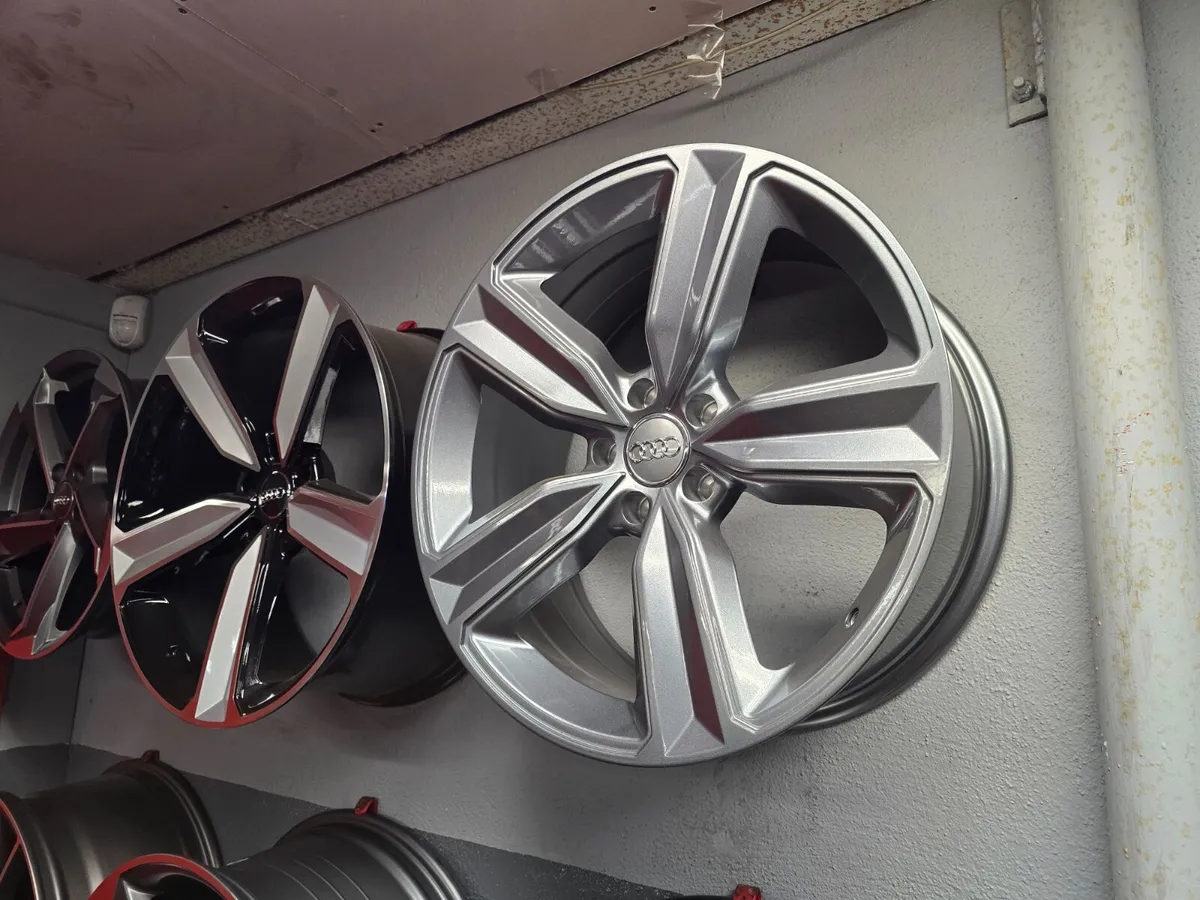 **Special** 19"/20" Audi DS4 Style - Image 1