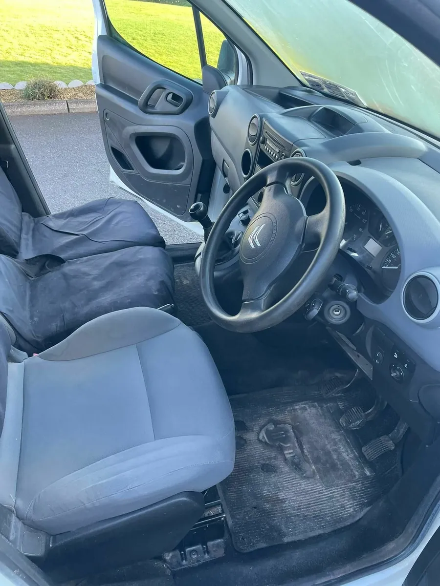 Citroen Berlingo 2014 - Image 2