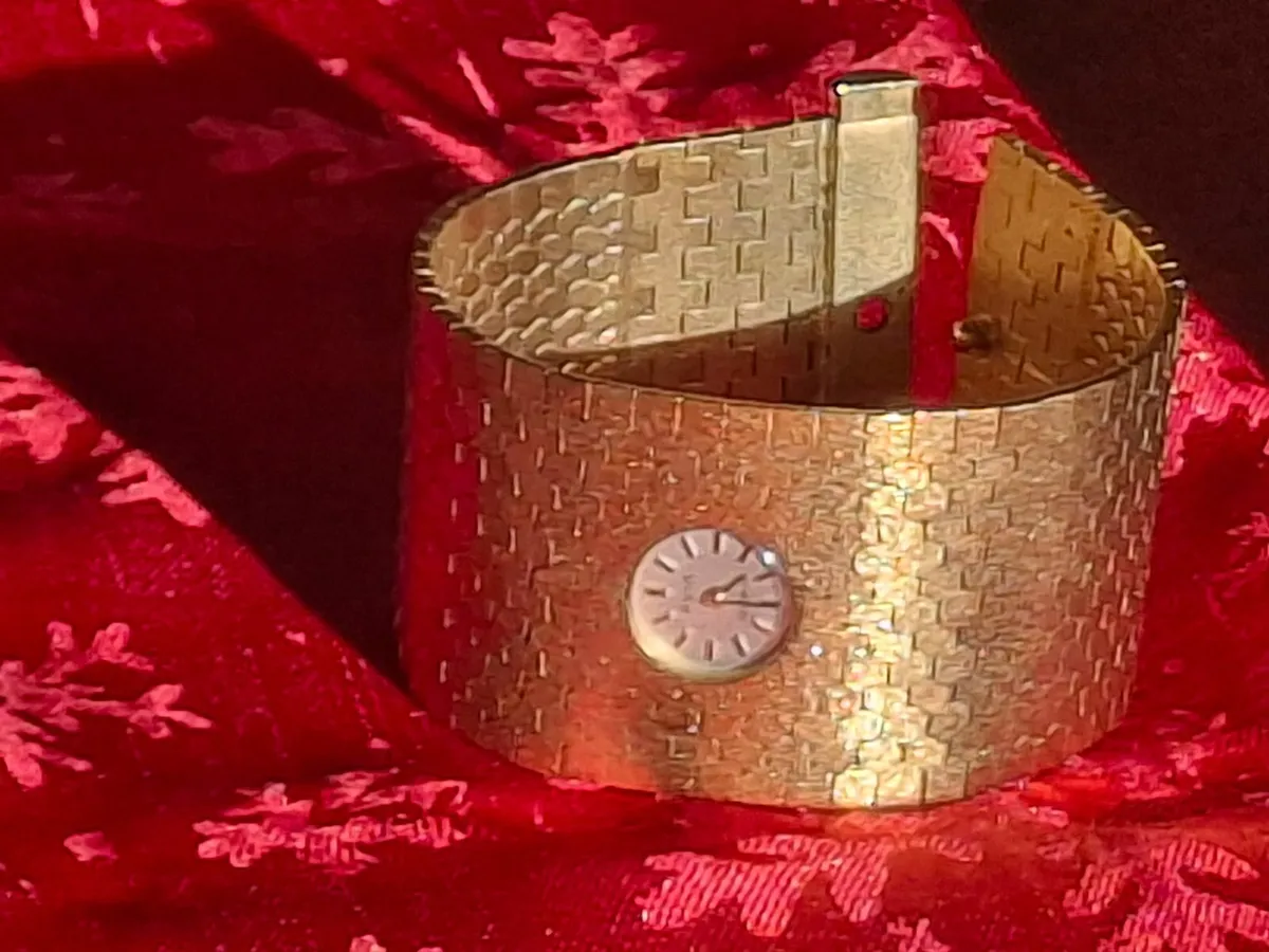 Vintage Avia Bracelet Watch ... - Image 3