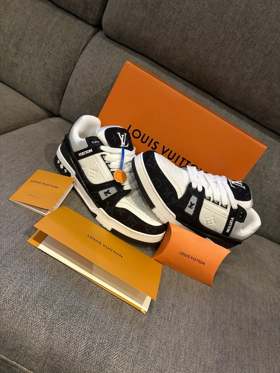 LV Trainers - Image 1