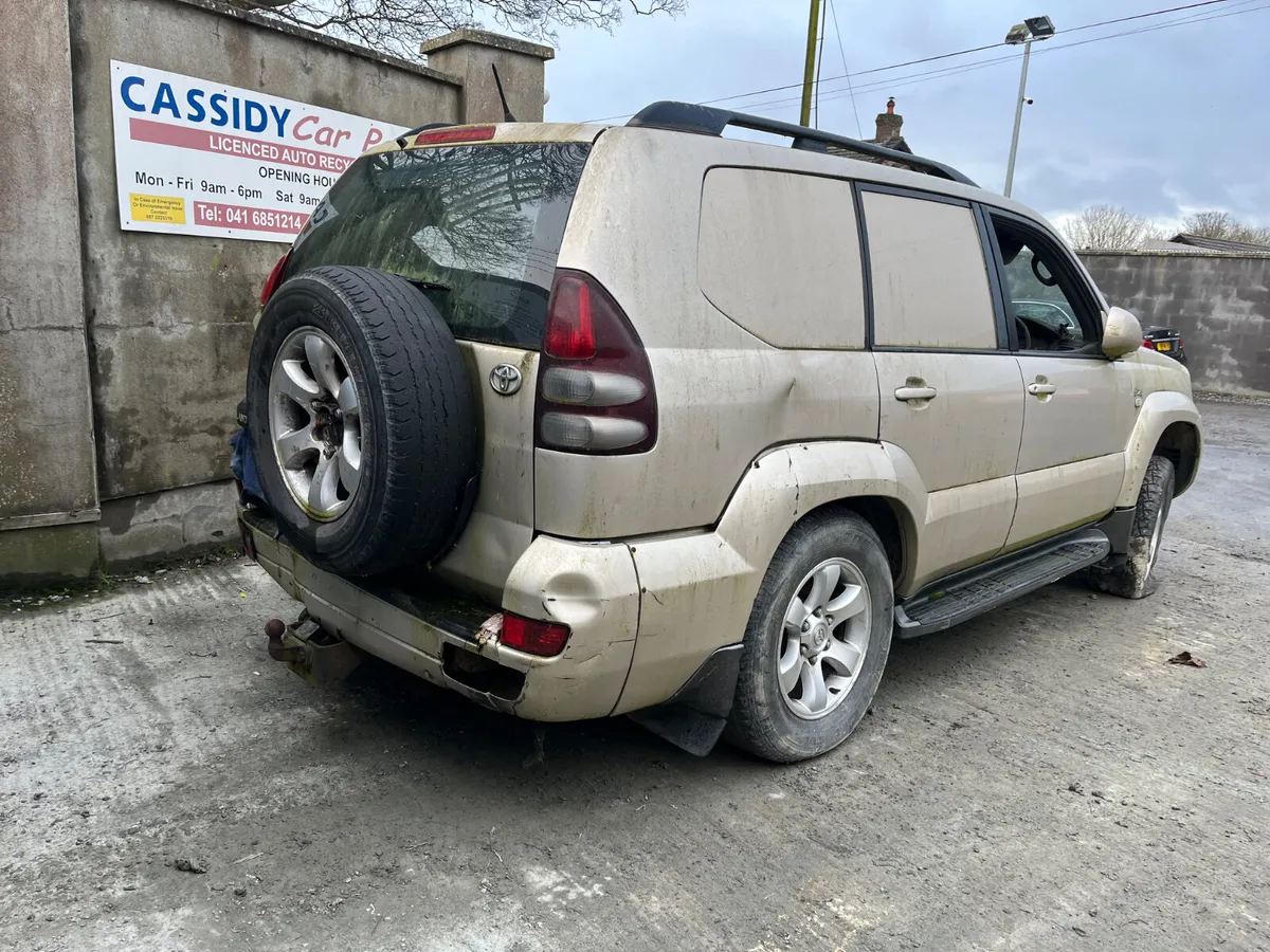 For Parts 2007 Toyota Landcrusier - Image 3