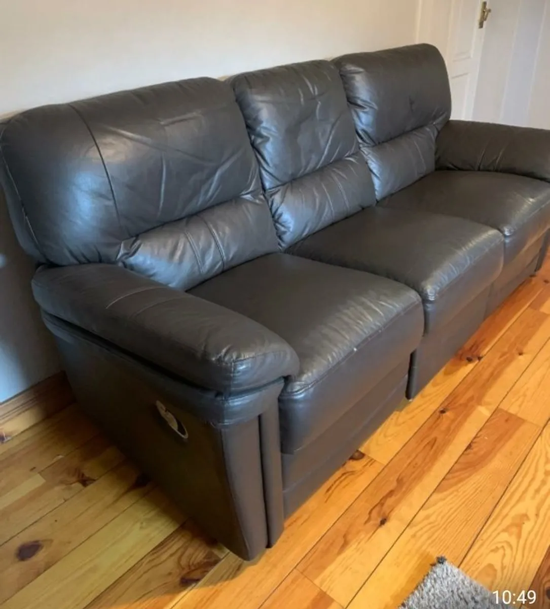Leather 3 seater sofa - Image 3