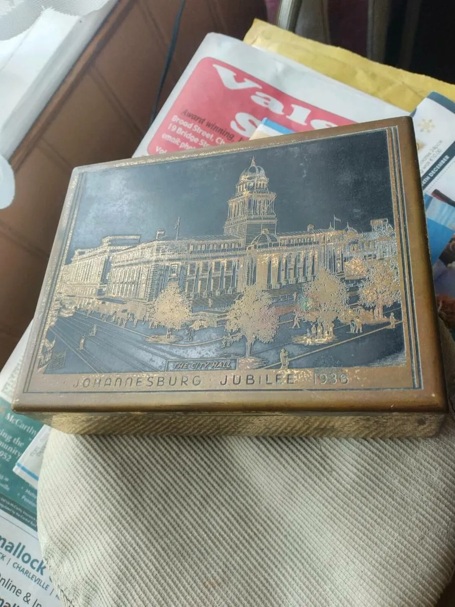 Vintage 1936 South Africa cigar case - Image 1