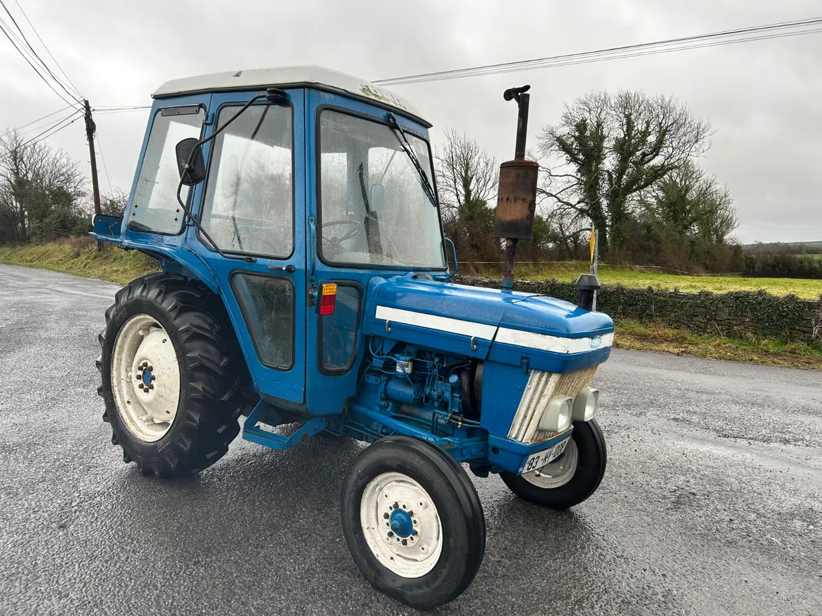 1983 Ford 3910 2wd - Image 3