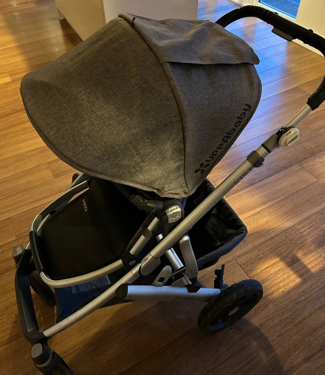Uppababy Buggy  (bassinet option also included) - Image 1