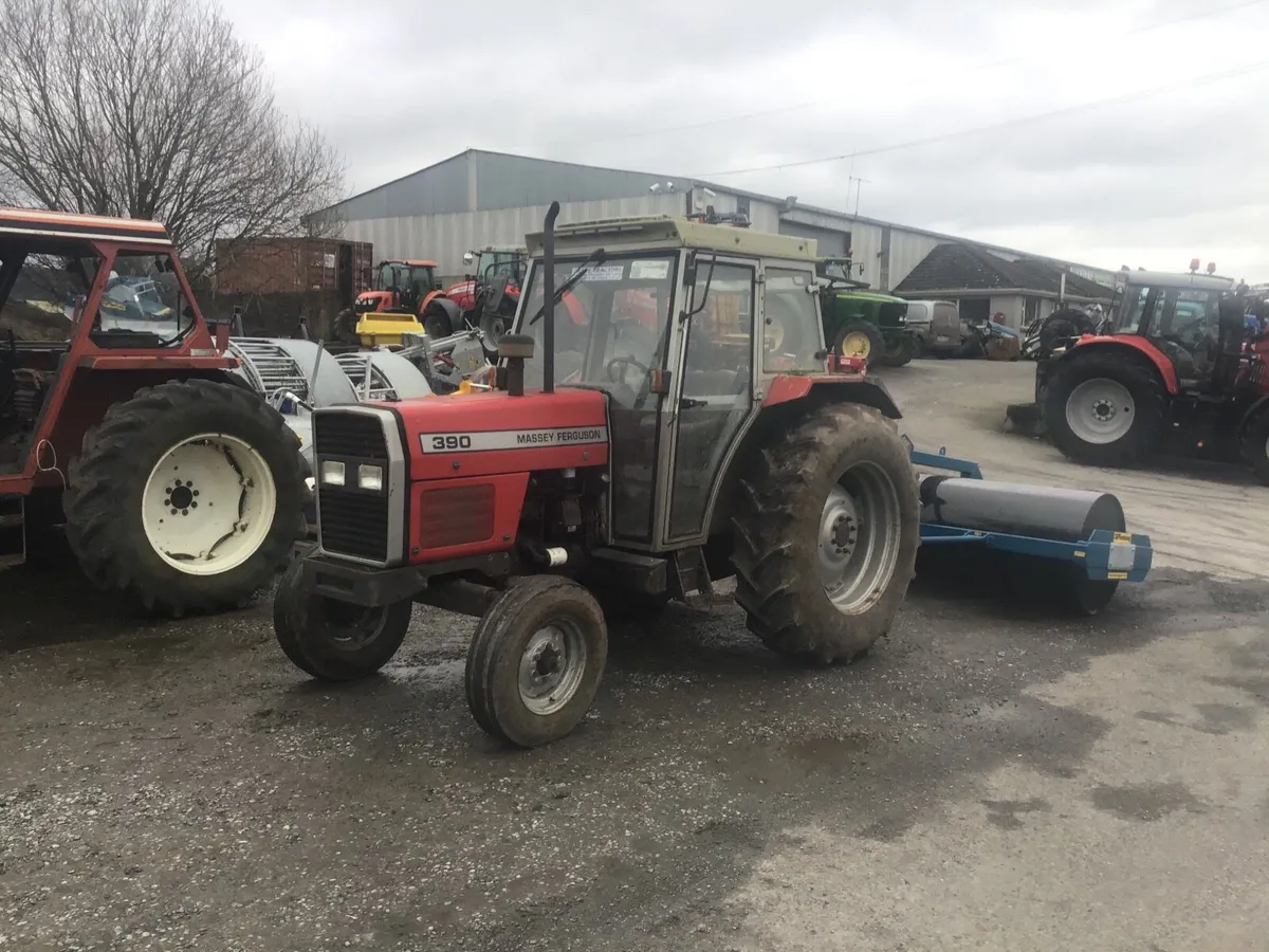 Massey Ferguson 390 - Image 1