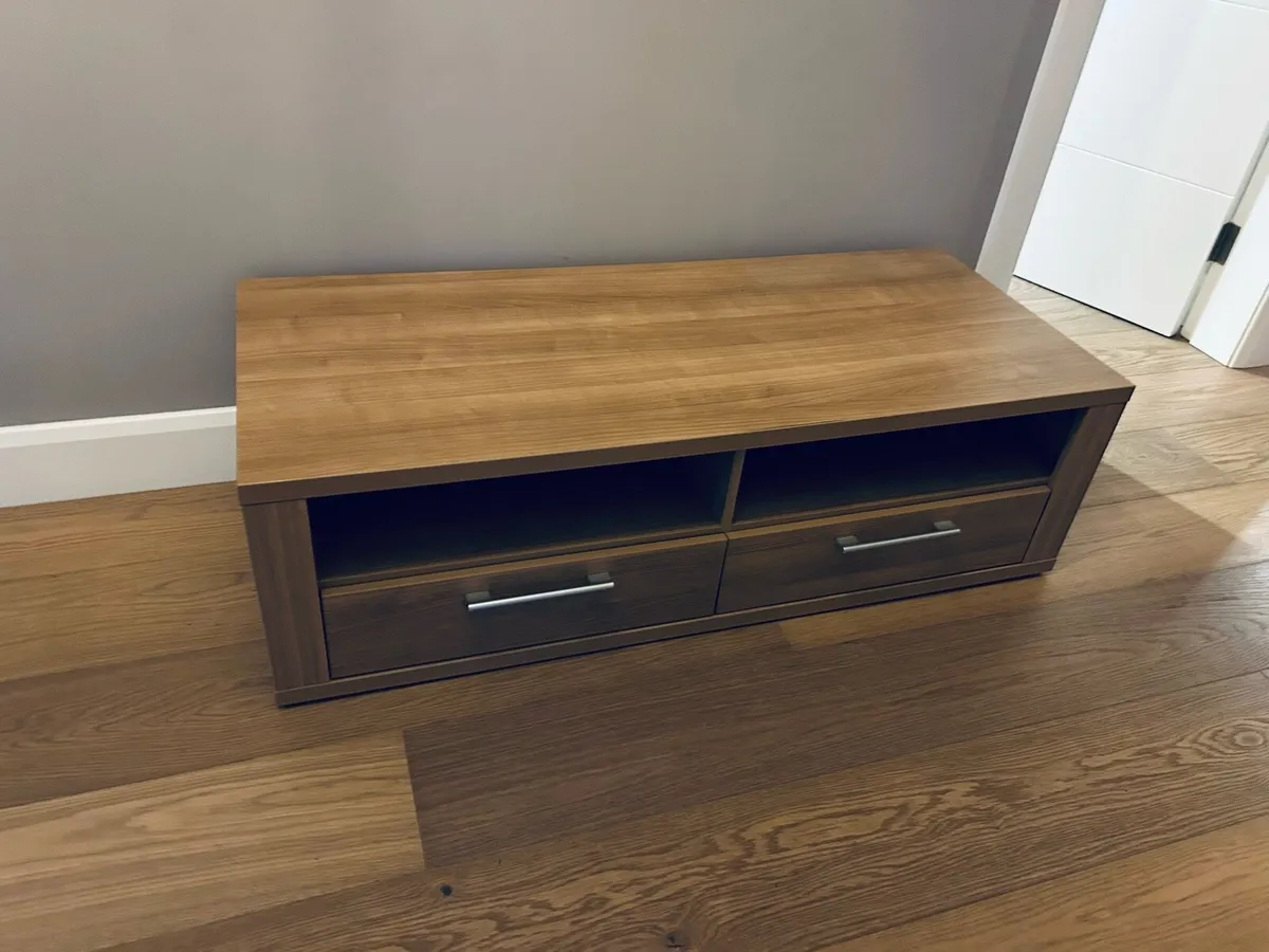 TV Unit - Image 1