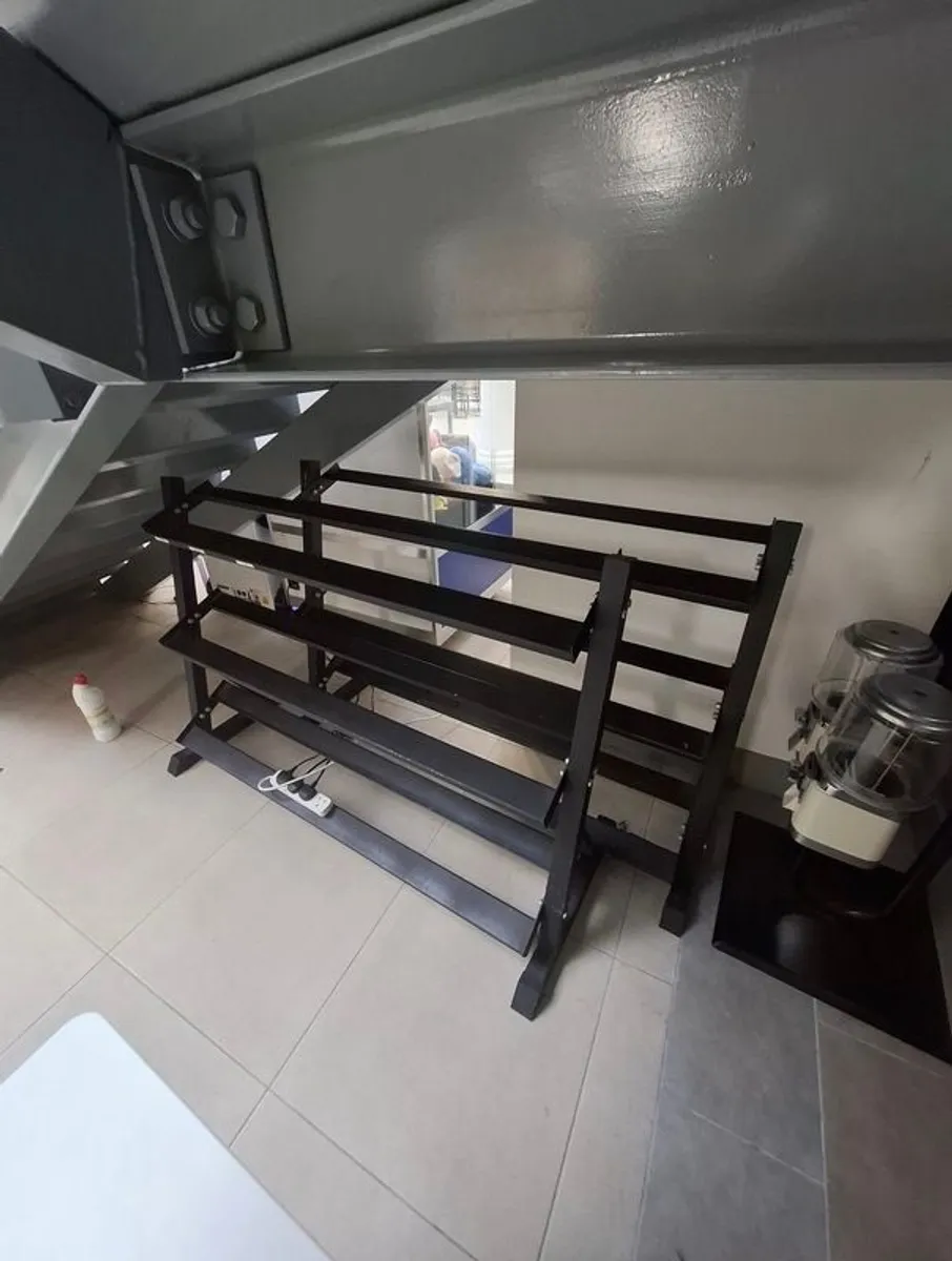 Dumbbell shelving - Image 1