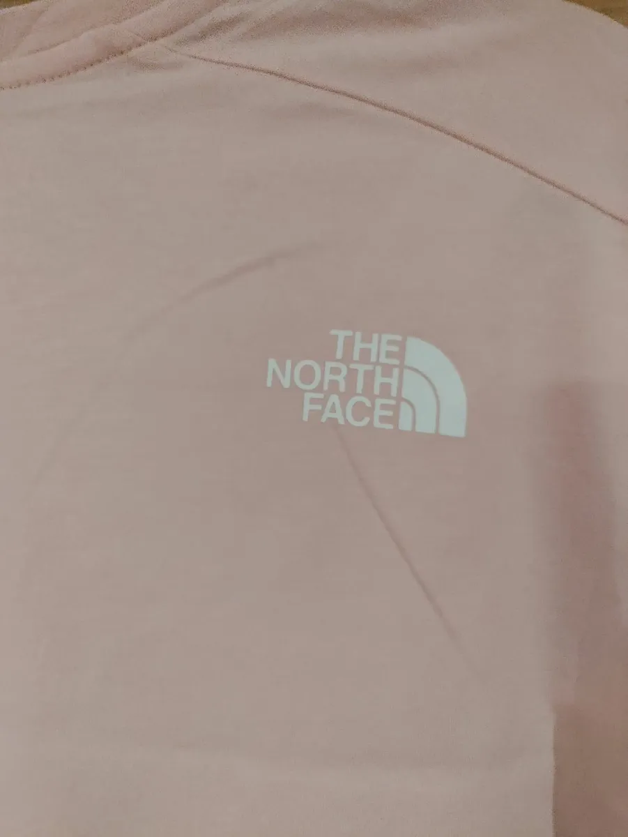 The North Face T shirt L New - Image 3