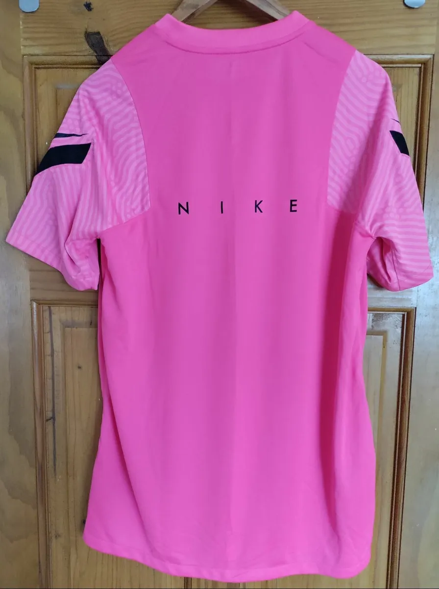 Nike Running Dri Fit shirt L New - Image 3