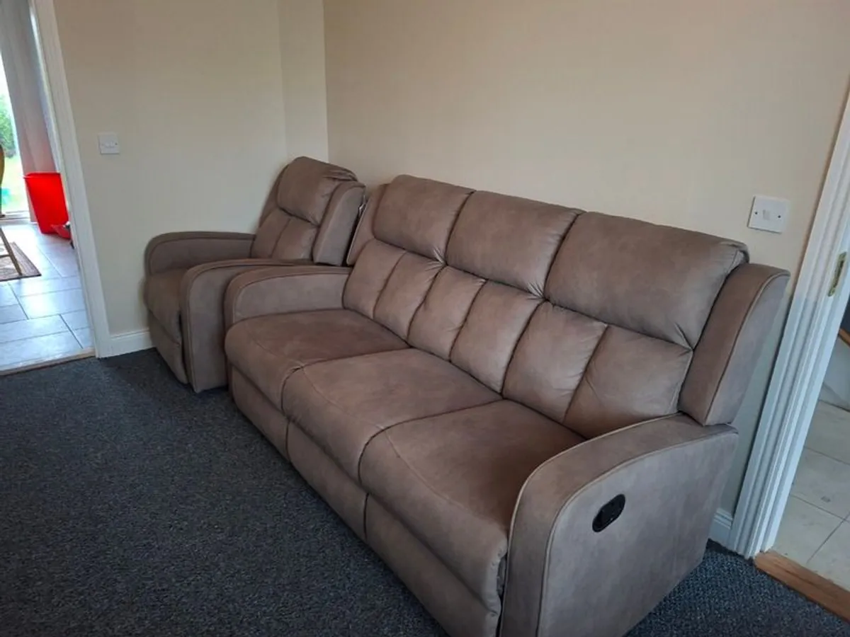 Couch for sale - Image 2
