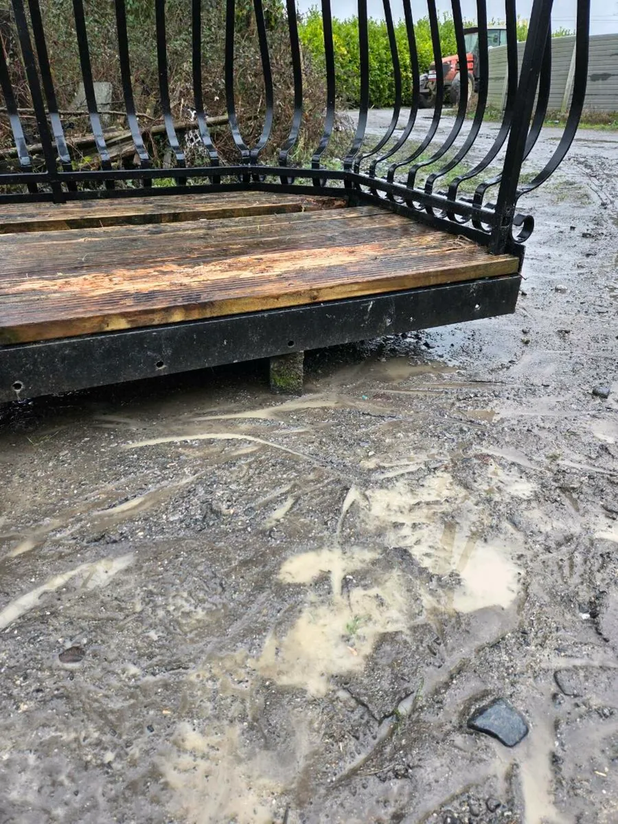 Wrought Iron Balcony with posts - Image 2