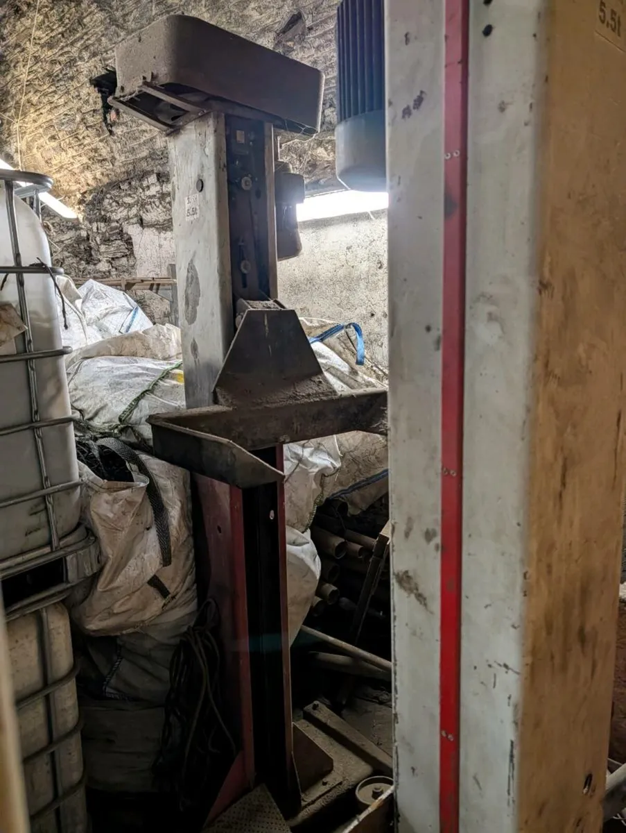 20 ton truck lift - Image 4