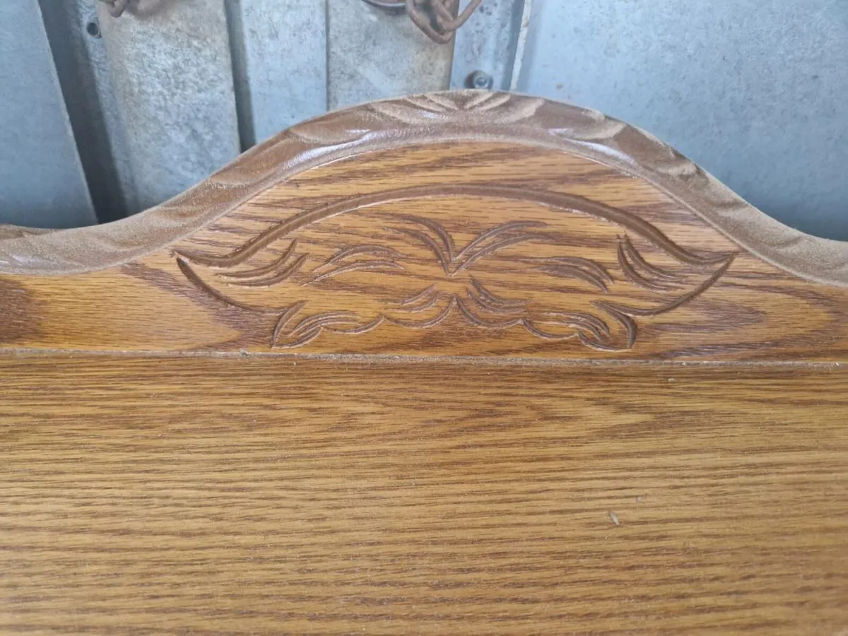 REDUCED Vanity / writing table furniture clearout - Image 3