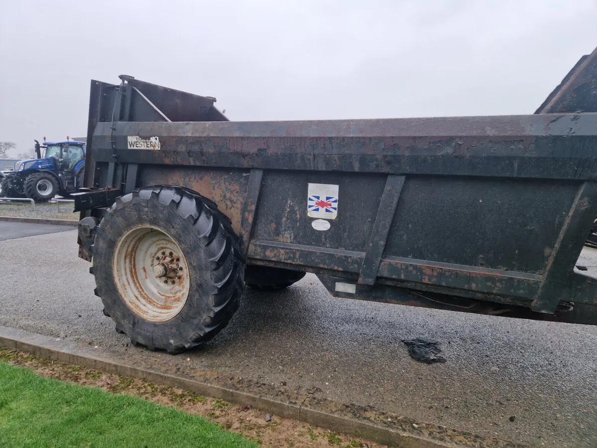 Richard Western Dung Spreader - Image 1