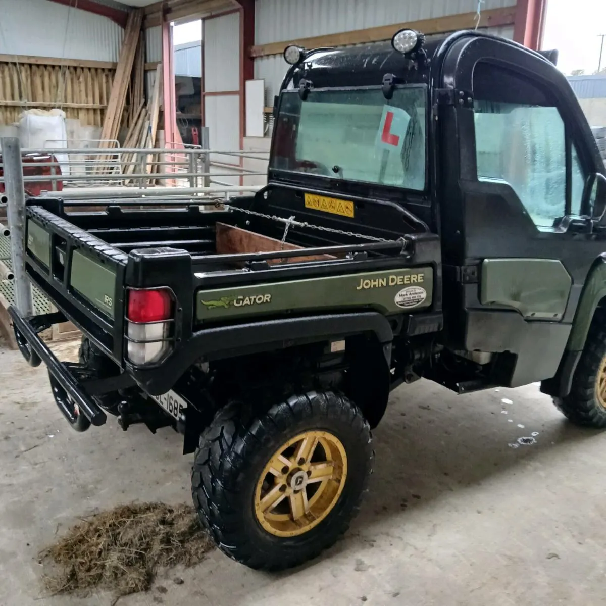 Johndeere gator - Image 4