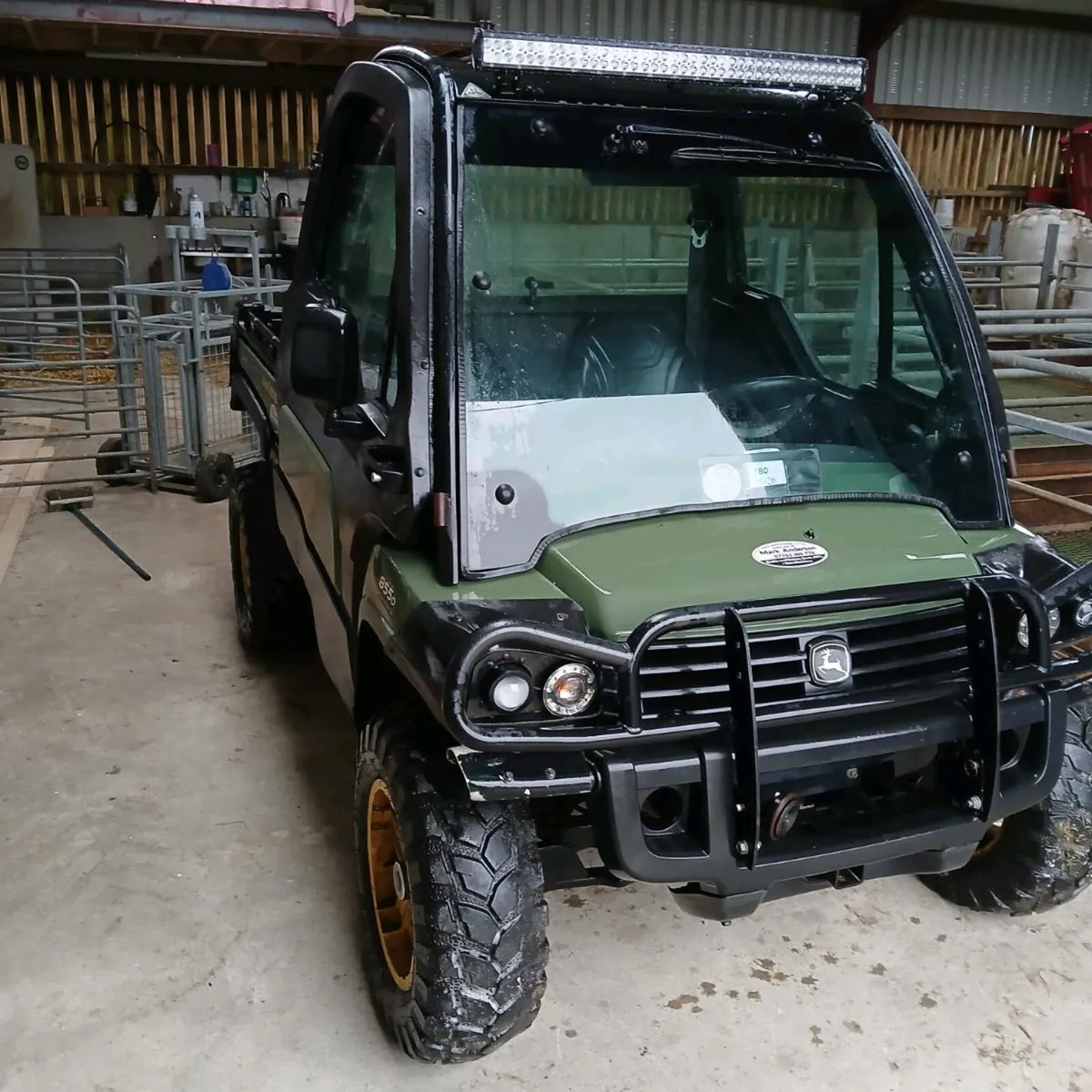 Johndeere gator - Image 1