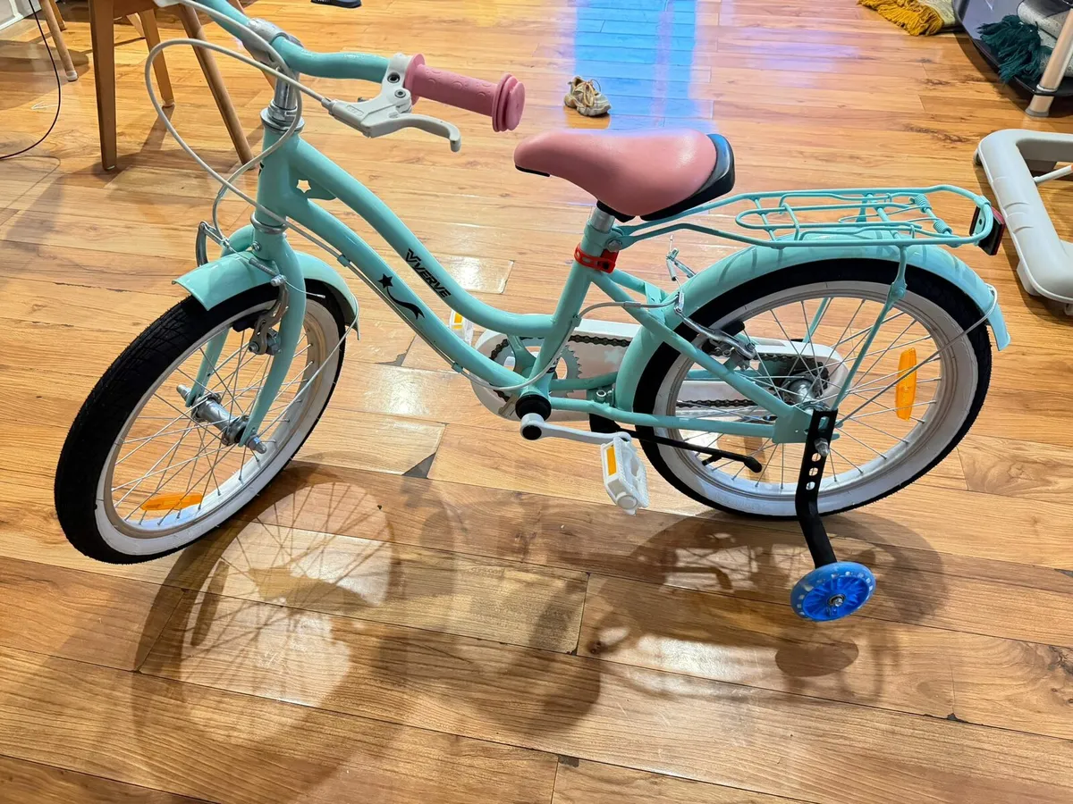 Child's Bike - Image 2
