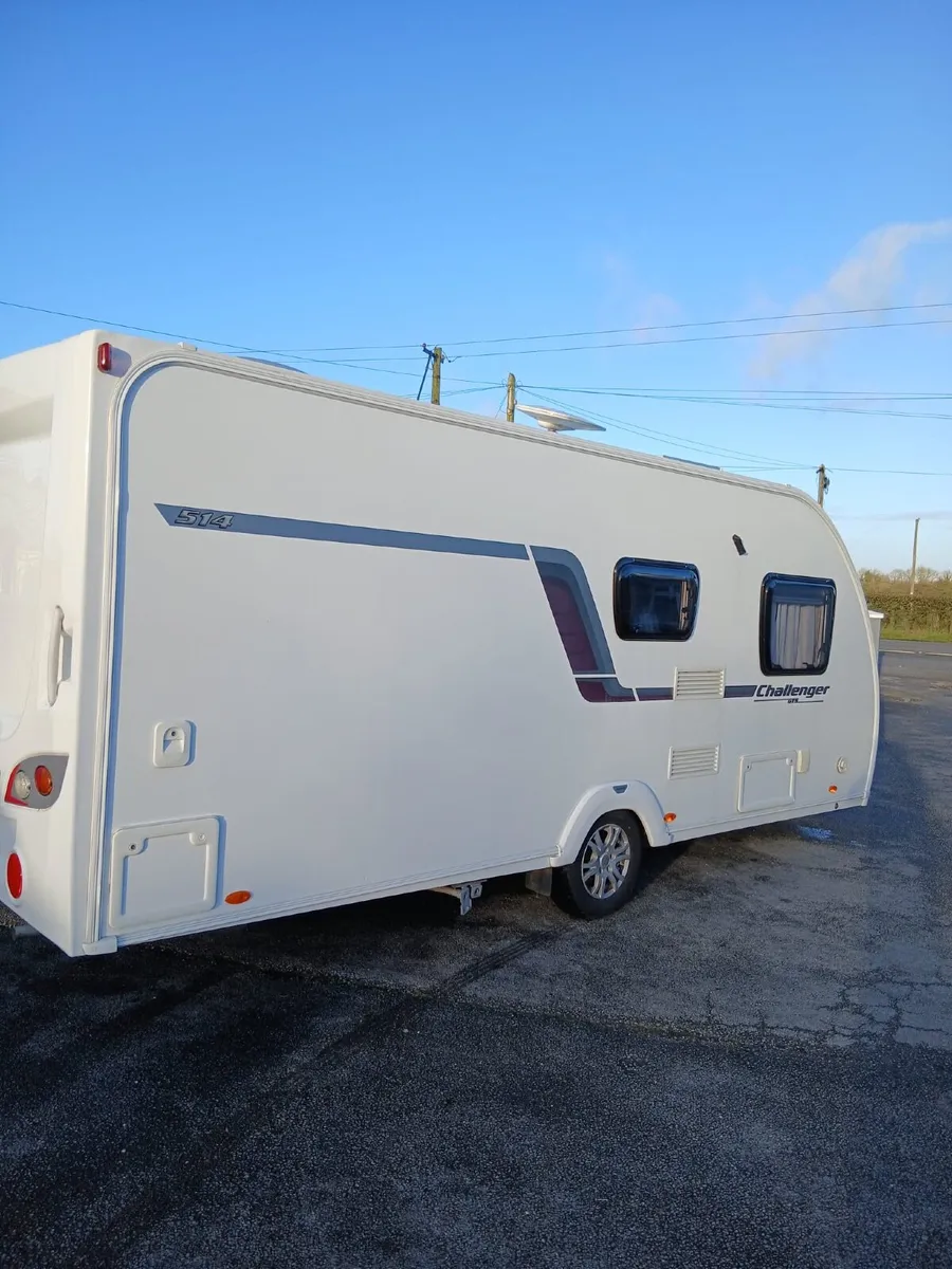 2014 FIXED BED 4 BERTH SWIFT TOURING CARAVAN. - Image 3