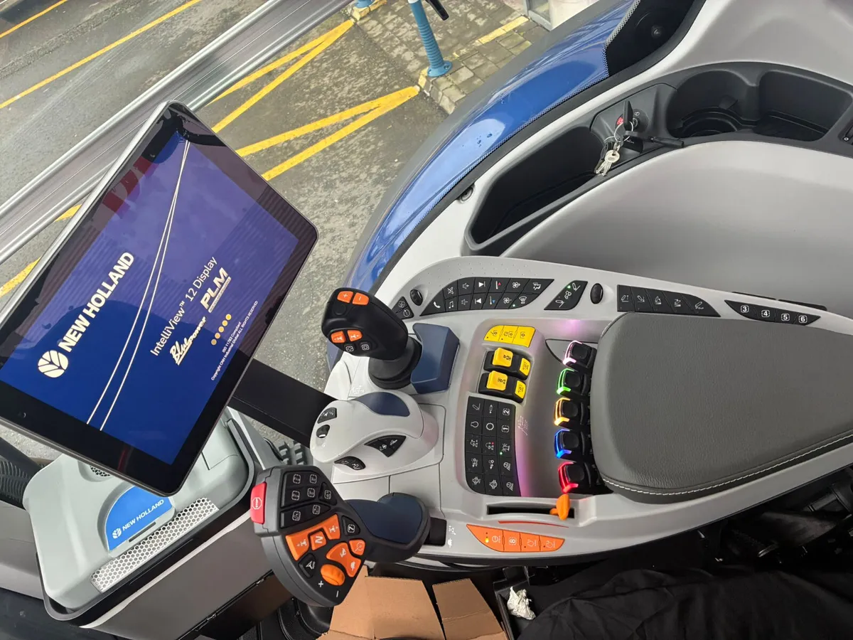 Demo New Holland T7.230 PLMi - Image 4