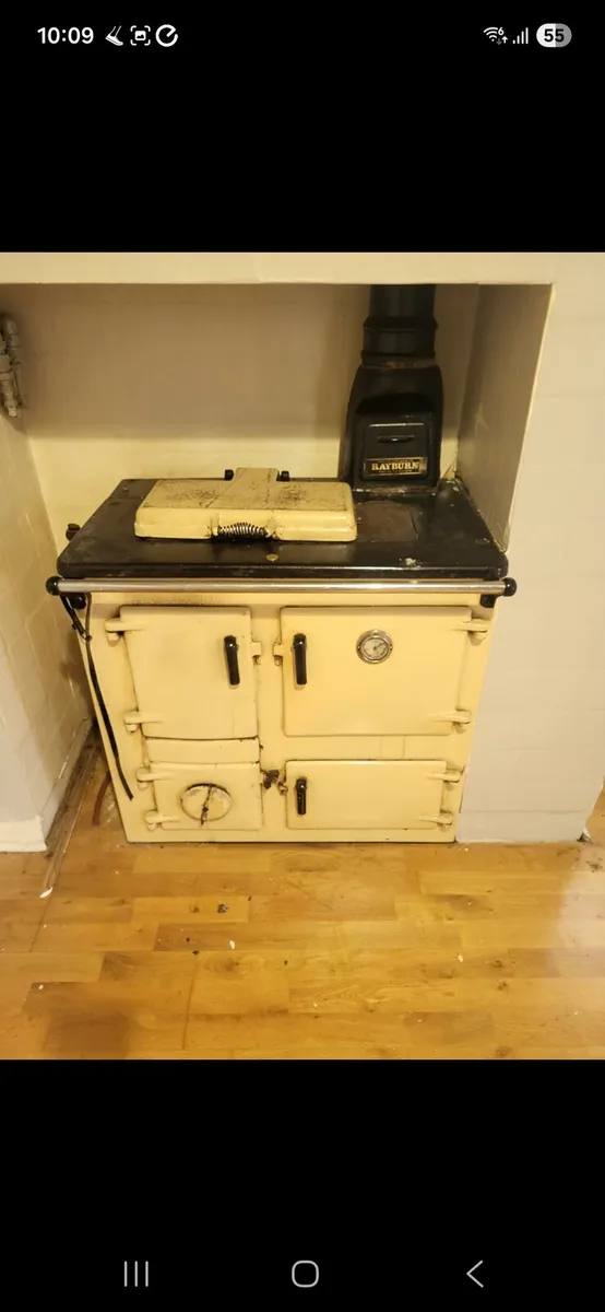 Old stove - Image 1