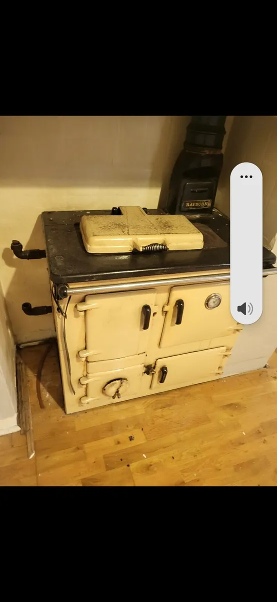 Old stove - Image 2