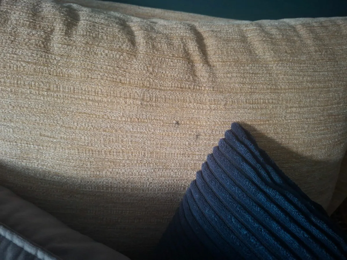 3 seater couch - Image 4