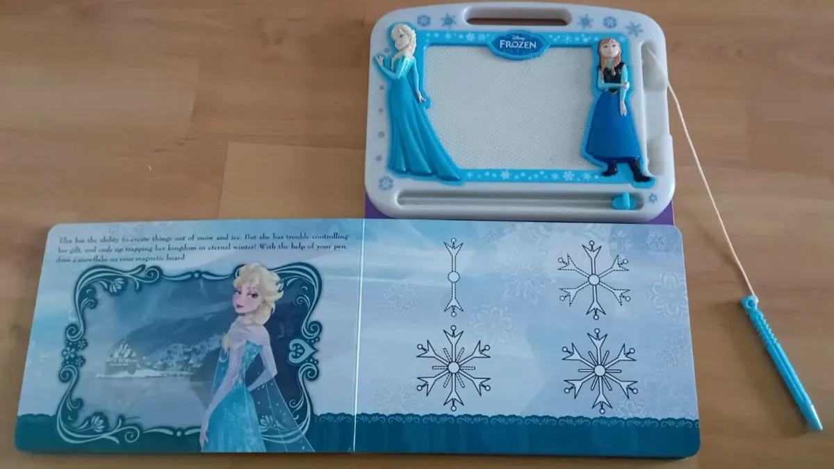 Disney Frozen Book - Image 3