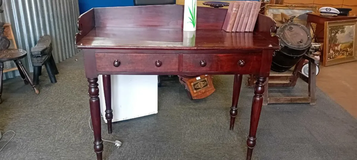 George III Mahogany Wash Stand - Image 1