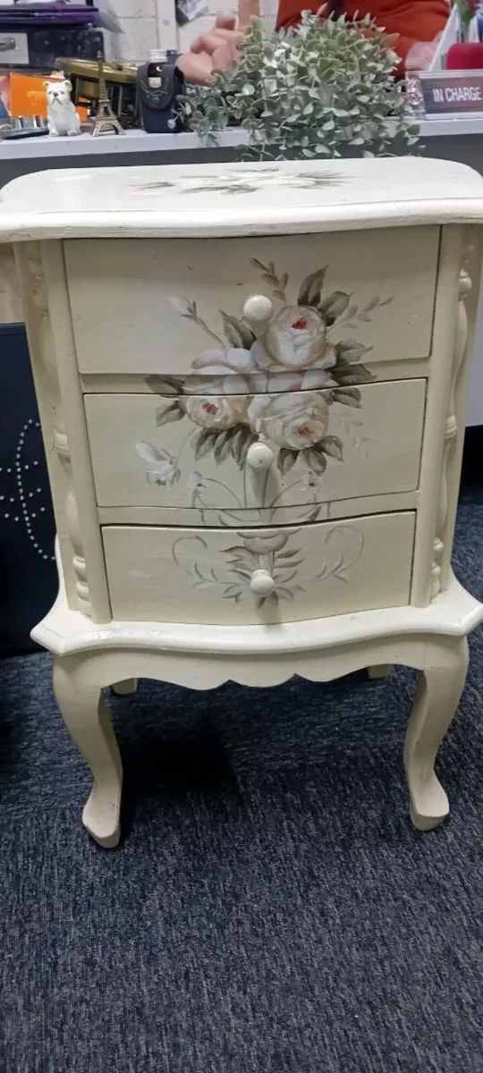 Decorative Lamp Stand With Drawers - Image 1