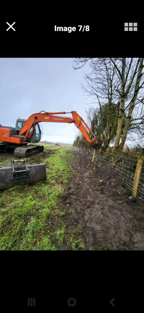 Frizzell farm fencing - Image 1