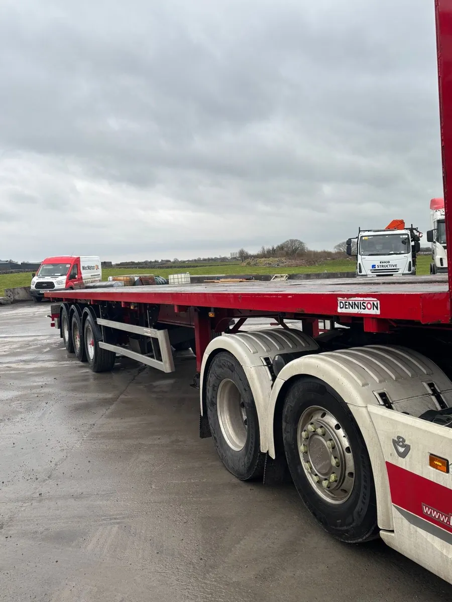 45 ft flat - Image 1