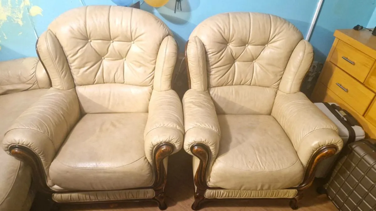 Sofa €250and €120wardrobe - Image 1