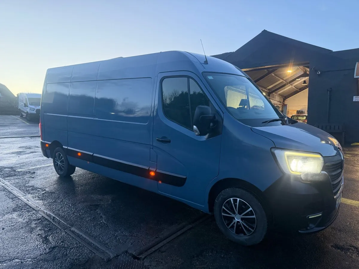 Renault master 2020 year - Image 1
